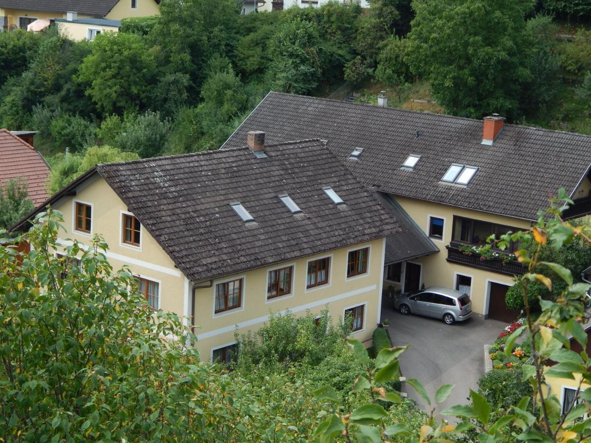 Haus Lindenhofer Apartment Emmersdorf an der Donau Luaran gambar